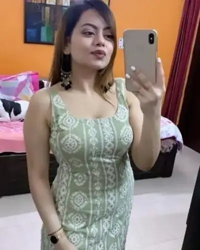 Call Girl in Paramathi Velur